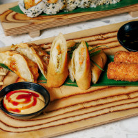 Tsugoi Asian Cuisine food