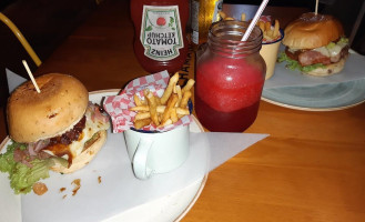 ChamÁn Burger drink