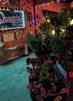 Donatelo's Pizza A La LeÑa outside