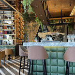 Moma Bosque Real inside