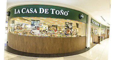 La Casa De Toño outside