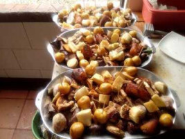 La Cucharita De Lucho food