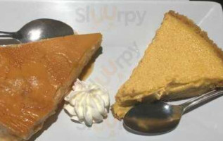 Mahi Mahi Restaurant And Bar food