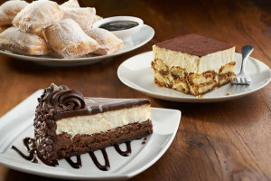 Olive Garden Escazú Village food