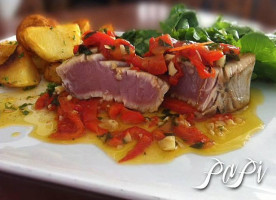 La Casita De Papi food