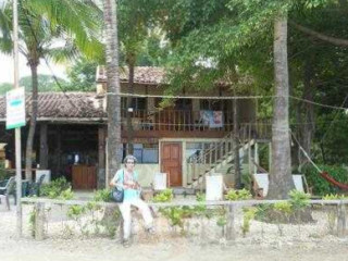 El Oasis Bar Restaurant