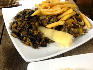 Restaurante La Nueva Dacha