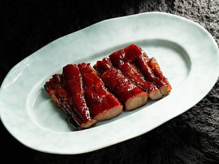 Voy Voy Bar Restaurant